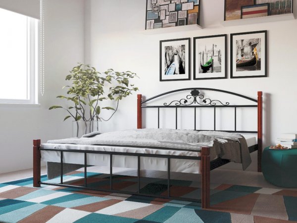 Ліжко двухспальне металеве на дерев'яних ногах Кассандра 160 