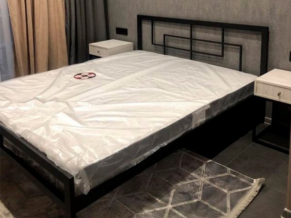 Кровать односпальная металлическая Квадро 90